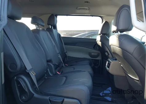 2025 Kia Carnival Mpv Ex z USA, uszkodzony, nr VIN KNDNC5K34S6549072